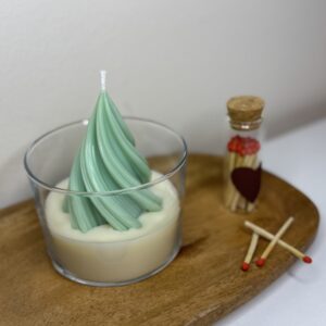 Klaasküünal ''Väike spiraalkuusk''